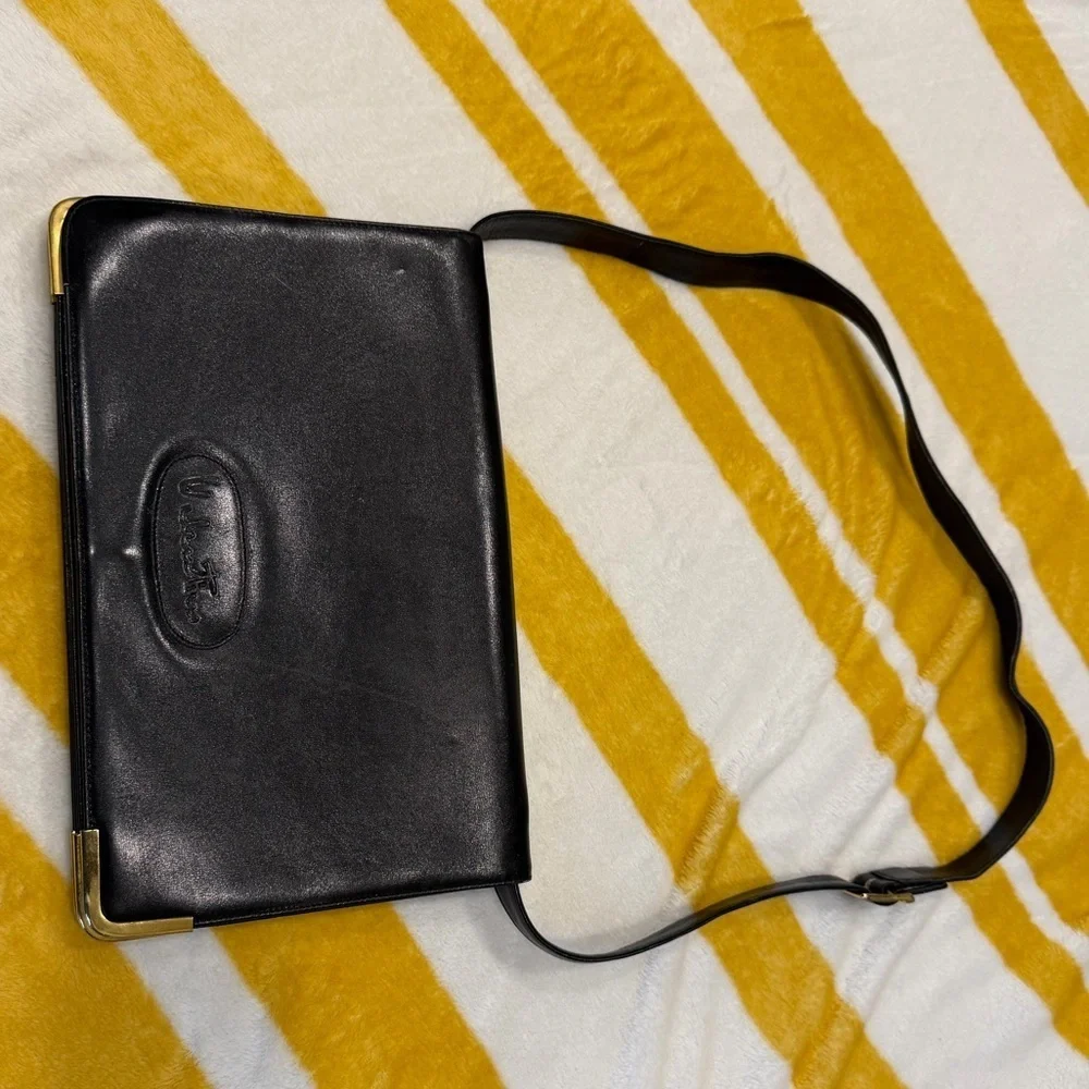 Mario Valentino‎ Black Leather Messenger Bag